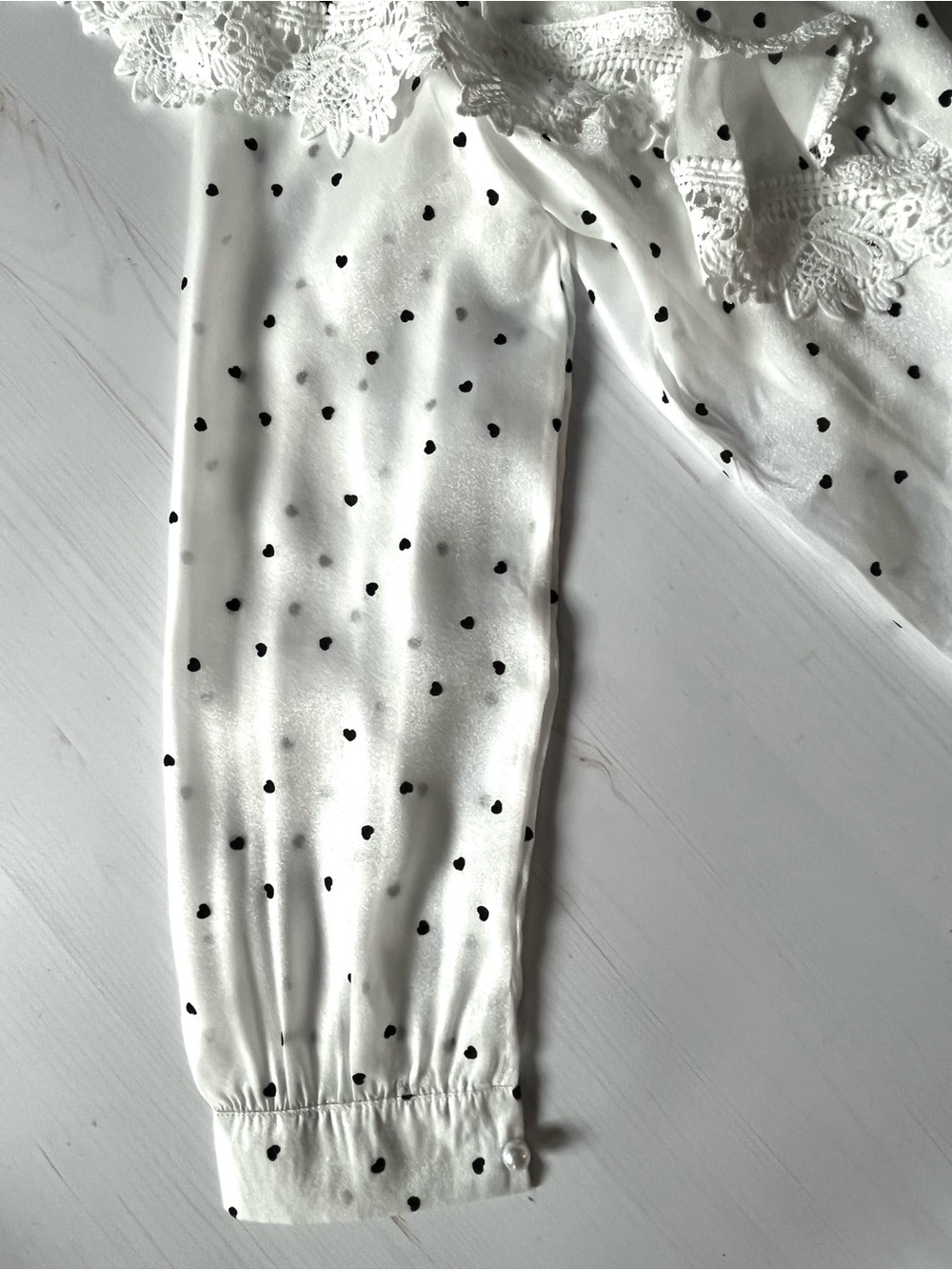 HEARTS AFLUTTER RUFFLE BLOUSE, WHITE - Picture 16 of 16